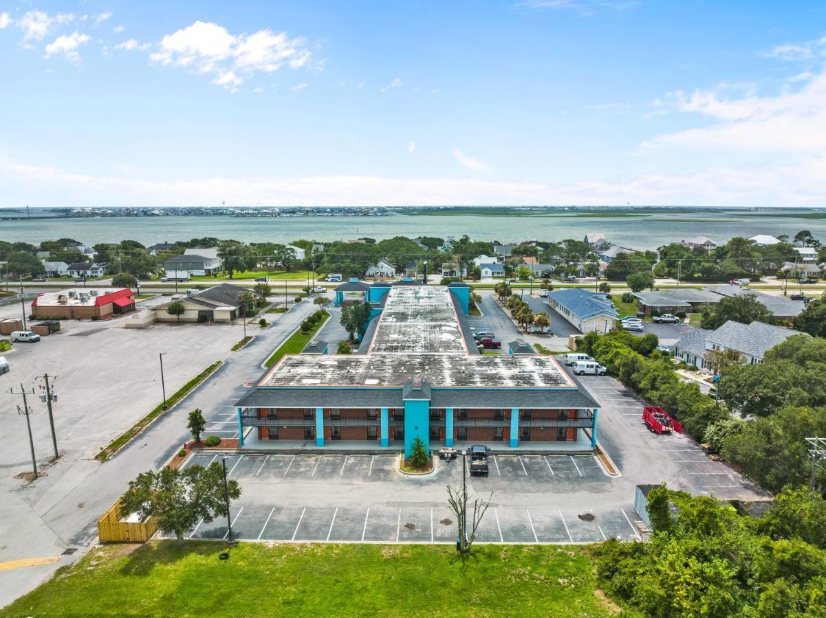 Garnet Inn & Suites, Morehead City Near Atlantic Beach Exterior foto